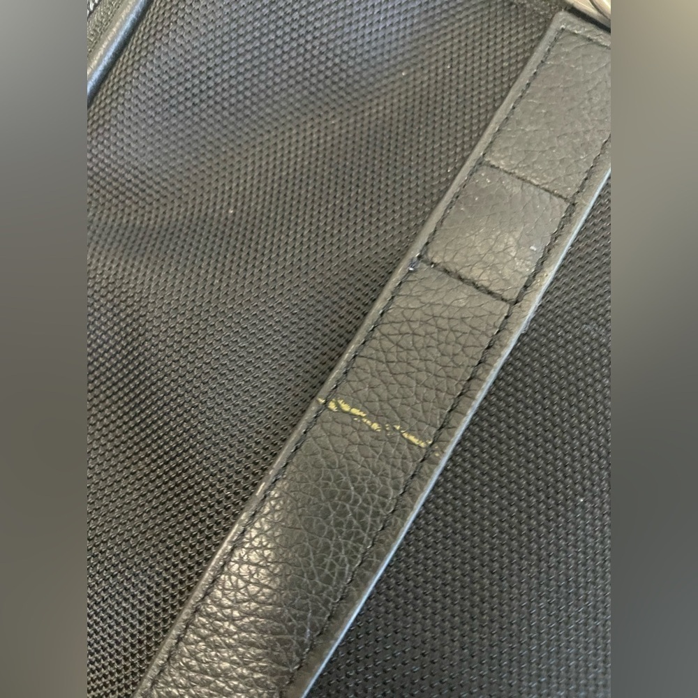 Ossington NY convertible folding garment travel bag shoulder back & hand straps - Picture 12 of 15